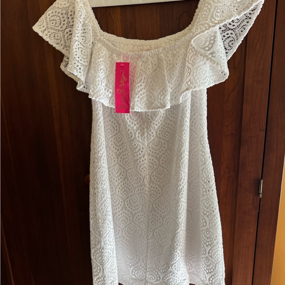 Lilly Pulitzer White off shoulder dress lovely!